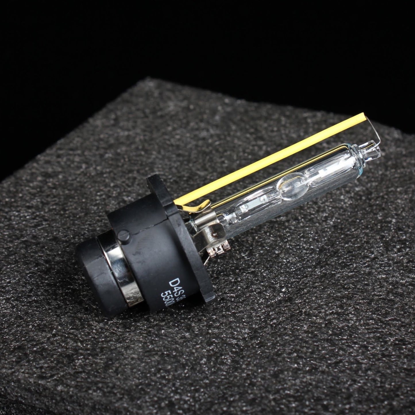 NHK D2S Bulb 35/55W (Blue Version) หลอดไฟหน้าซีนอน NHK D2S Bulb 35/55W (Blue Version)