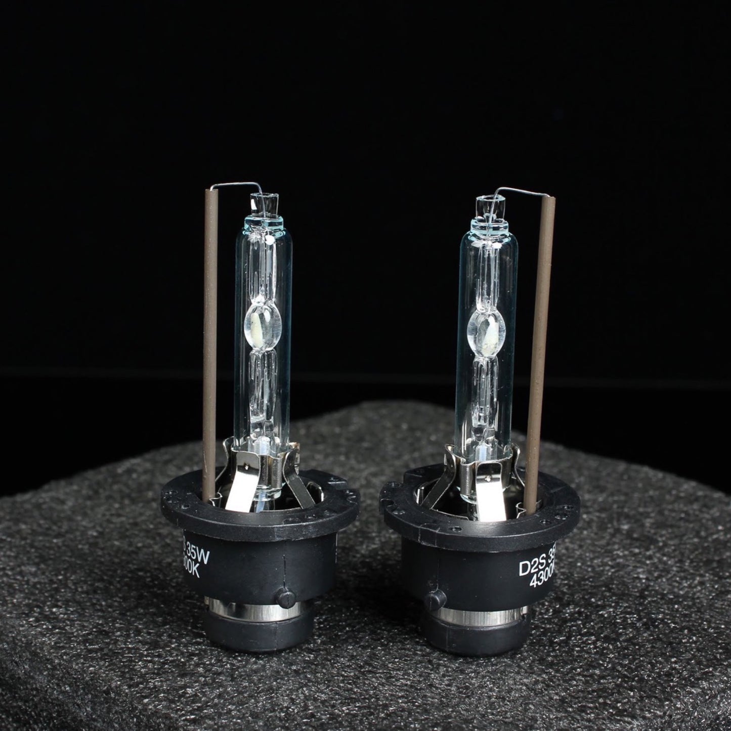 NHK D2S Bulb 35/55W (Blue Version) หลอดไฟหน้าซีนอน NHK D2S Bulb 35/55W (Blue Version)